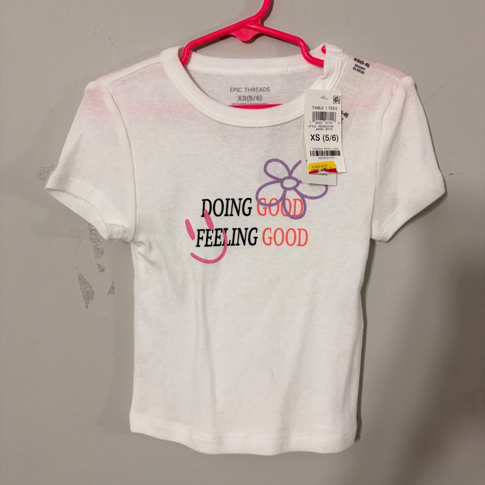 Epic Threads Graphic Tee Girls XS 5/6 White NWT Doing Good Feeling Good SHIRT